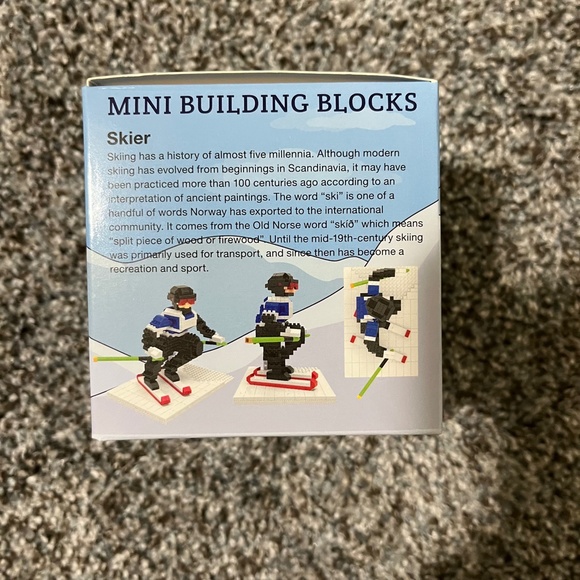 FINAL SALE: Skier mini building blocks, new without tags - Picture 3 of 4